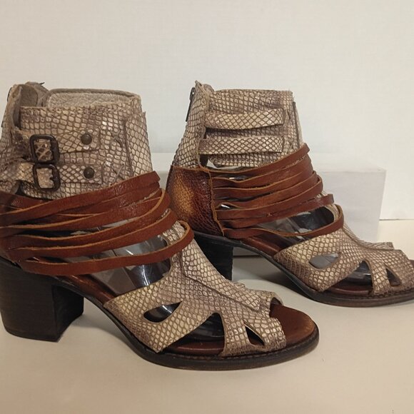 FREEBIRD by Steven Sz 9 "Nest" Strappy Sandal Ankle Boots Reptile/Suede Leather - Picture 7 of 15